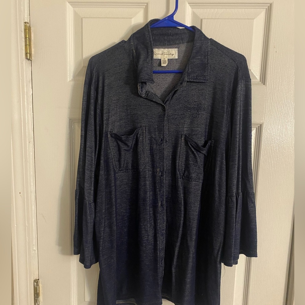 Jean shirt w flare sleeves